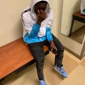 Meet your Posher, Dwain